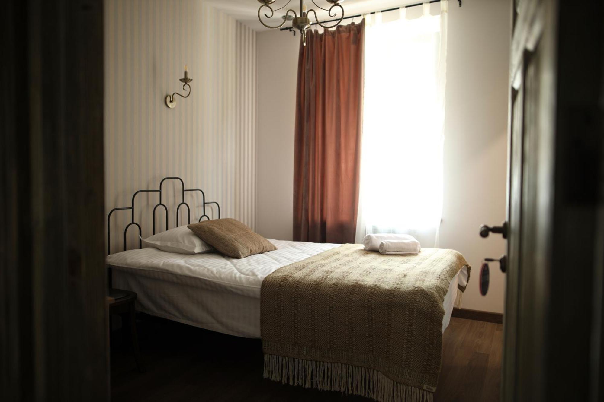 Redroof Country House Hotel ゴリス エクステリア 写真
