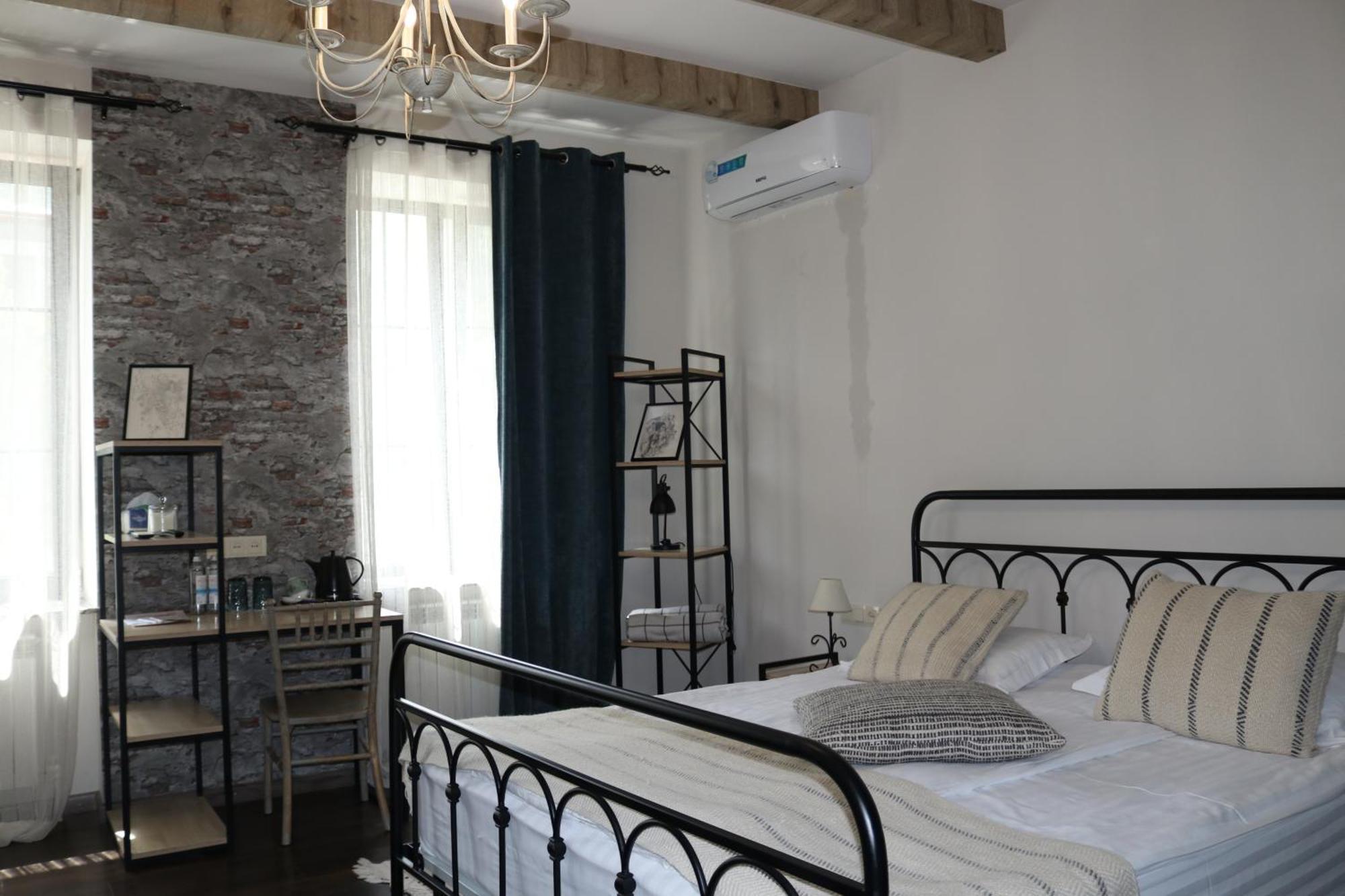 Redroof Country House Hotel ゴリス エクステリア 写真